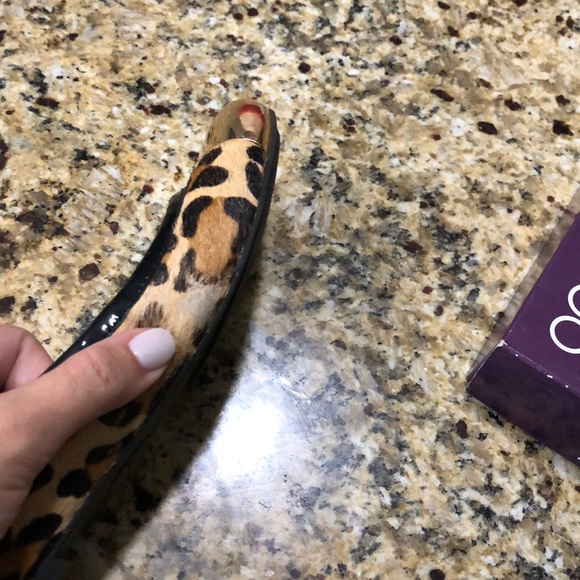 Leopard flats (Sold) - Picture 6 of 8